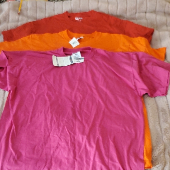 Pink, Orange, and Red T-Shirt Bundle - Picture 1 of 5